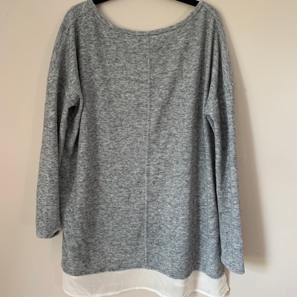 SILENCE + NOISE (UO) OVERSIZED SWEATER (small) - Picture 2 of 2